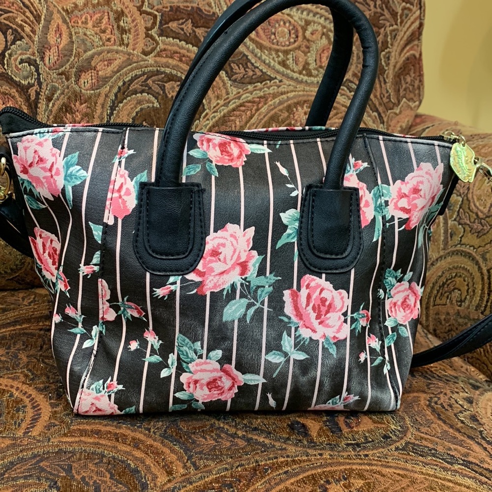 Luv Betsey by Betsey Johnson floral bag - Picture 5 of 10